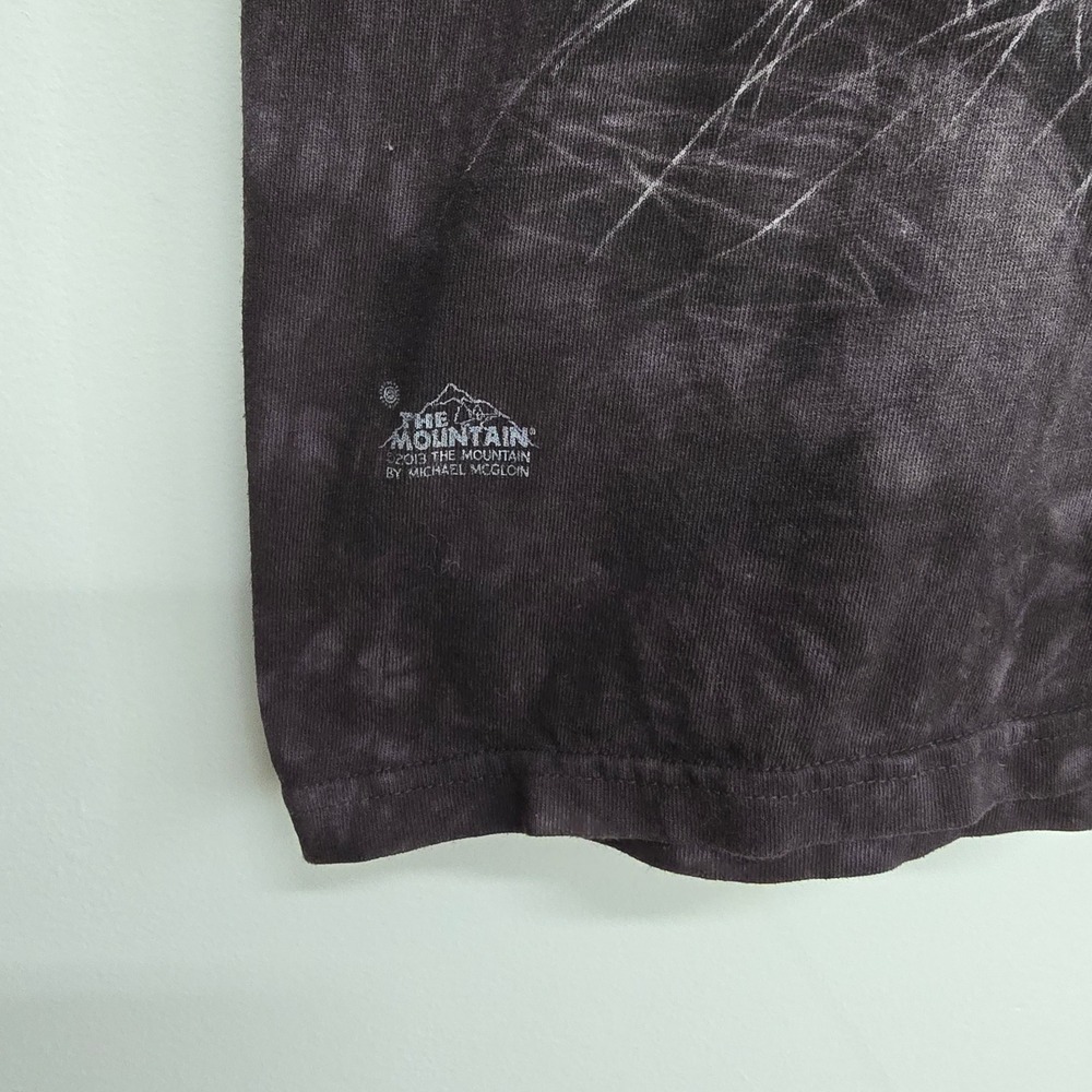 The Mountain Skunk Graphic T-Shirt Mens Medium Black Tie Dye Animal Nature Tee - Picture 2 of 8
